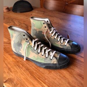 Standard and Strange Mens 11 High Top Sneaker Camo Shoes